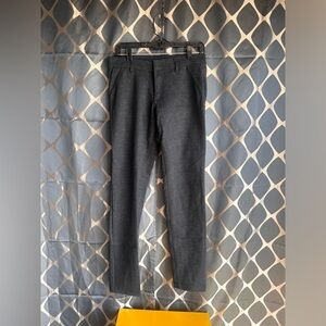 KUT woman gray pants skinny mid rise size 6